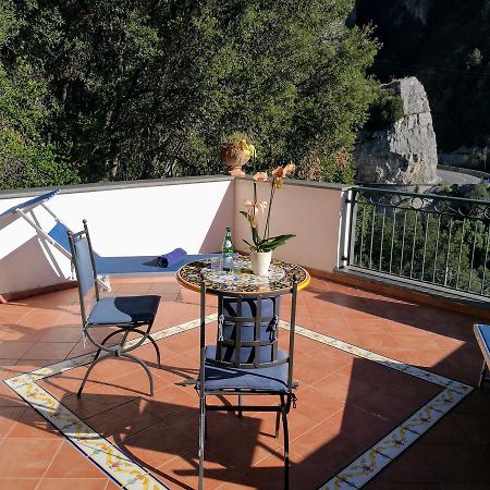 Hotel La Taverna Del Leone Positano Exterior foto